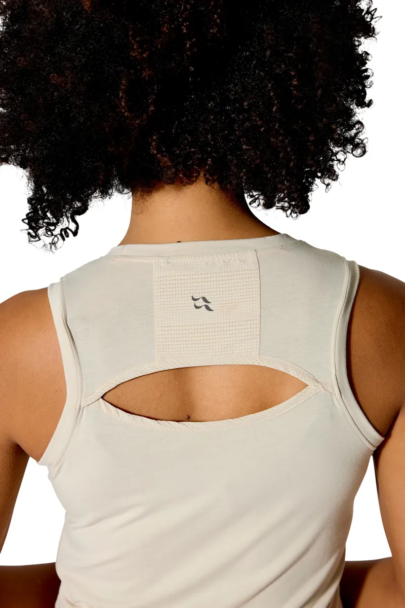 Rab Womens Rivelin Crop Tank - Pebble-5