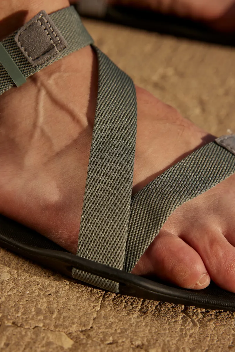 Xero Shoes Mens Z-Trek Sandals - Black-11