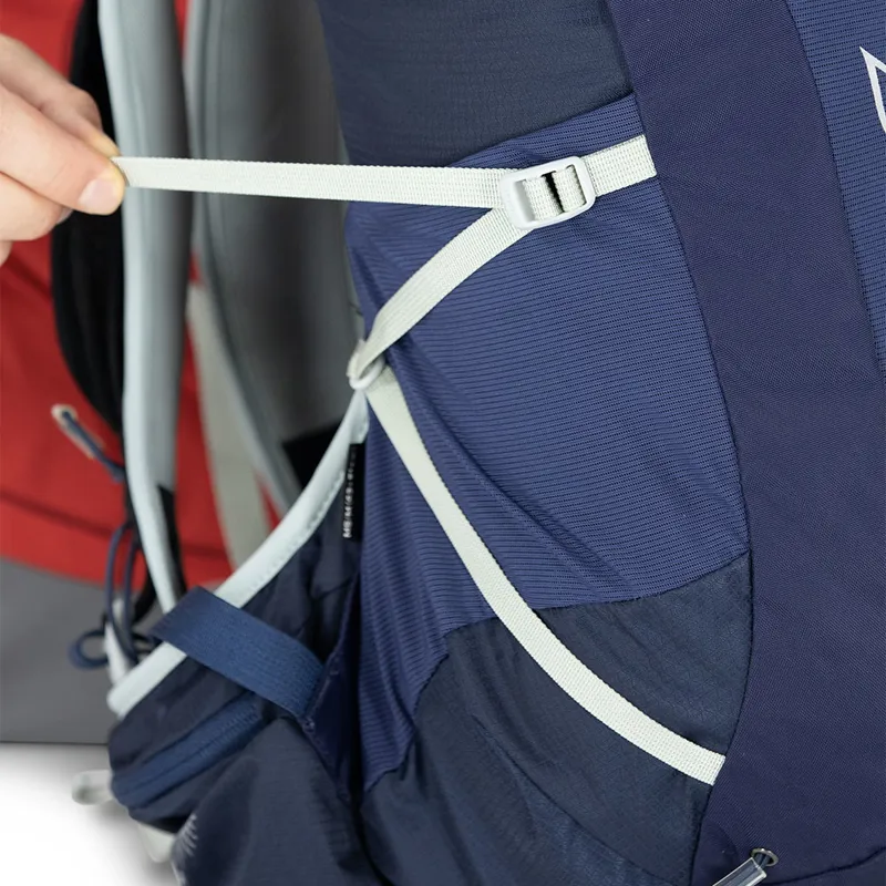 Osprey Mens Talon 22 Rucksack - Cosmic Red-3