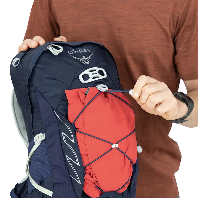 Osprey Mens Talon 11 Rucksack - Cosmic Red-4