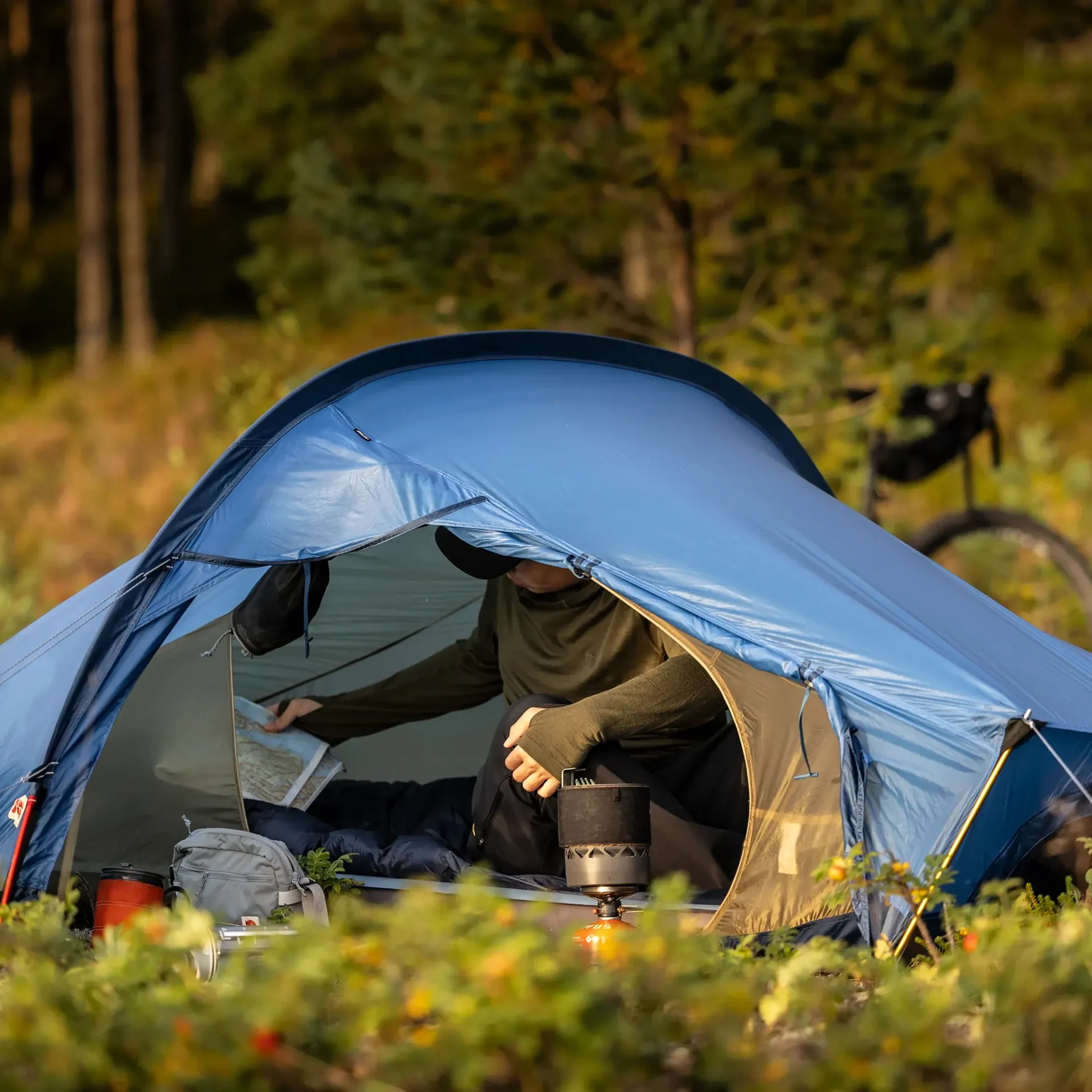 特価新品✨寝袋✨FJÄLLRÄVEN FUNÄS LITE アウトドア.キャンプ Fjallraven Abisko Lite 1 Tent - Pine Green