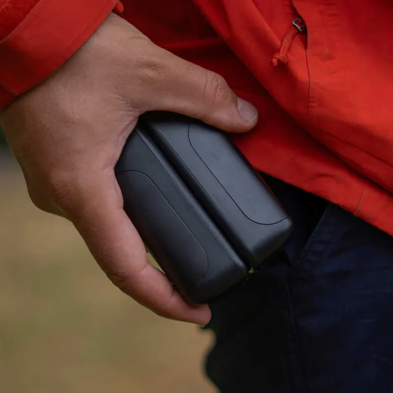 Lifesystems Dual-Magnetic Rechargeable Hand Warmers-8