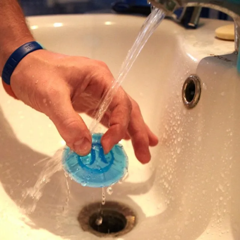 Lifeventure Travel Bath and Sink Plug-3