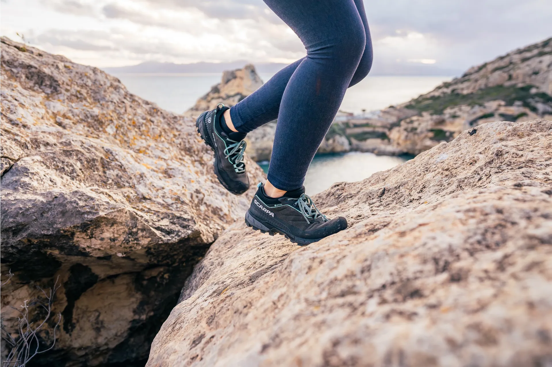 Chaussures De Randonnée Femme Scarpa Rapid XT WMN - Semelle Vibram Megagrip, Daim, Respirantes