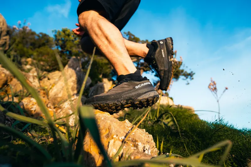 Scarpa Mens Rapid XT GTX Shoes - Caribou-Rust Orange-9